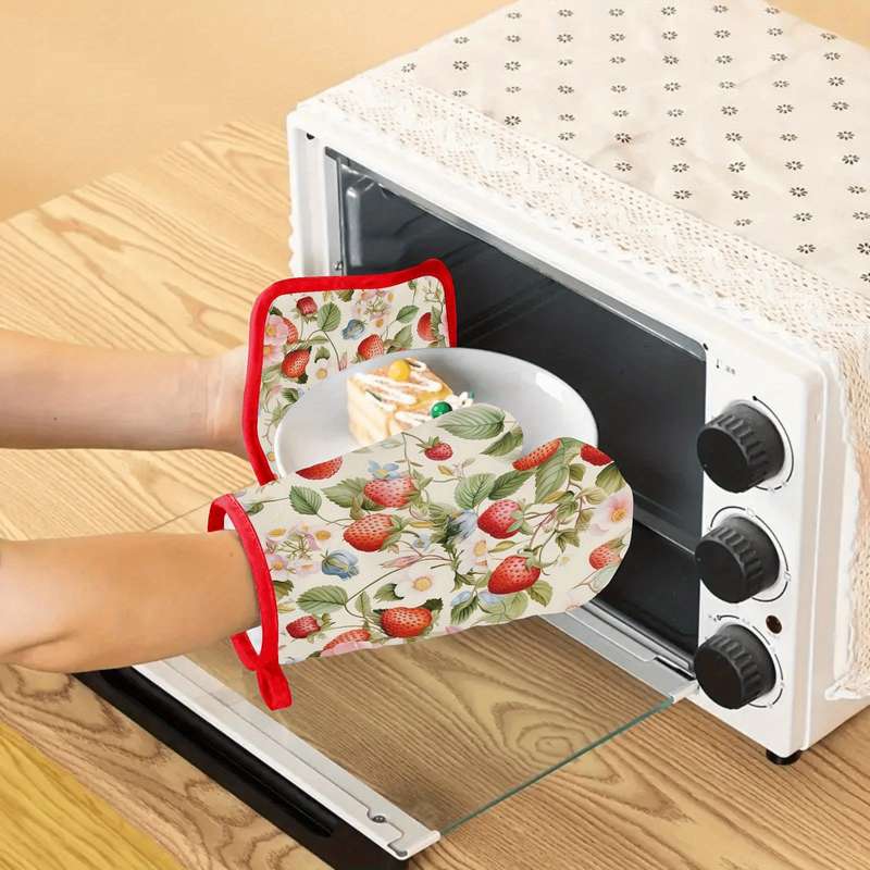 2pcs Strawberry and Floral Pattern Silicone Oven Mitts Pot Holders Thickened Non-Slip Heat R