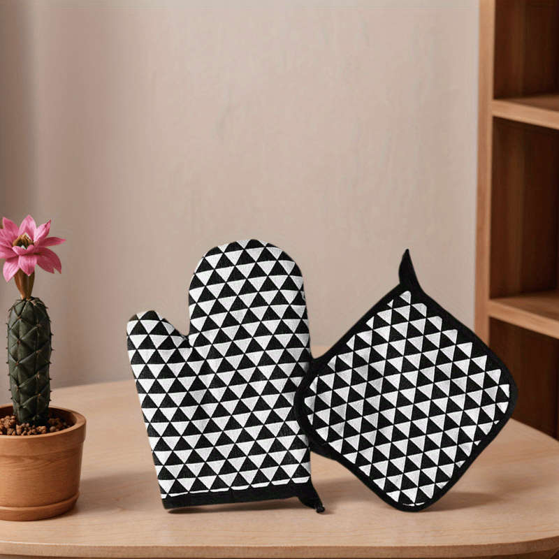 2pcs Checkered Linen Kitchen Mitts + Pot Holders 500C Heat Resistant Ideal for Microwave