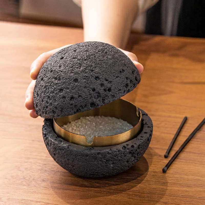 1pc Moon-Shaped Windproof Ashtray with Lid C Stylish Concrete Stainless Steel Design Golden