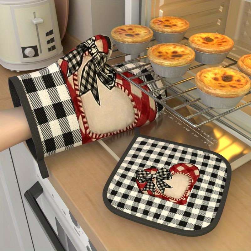 2pcs Valentine'S Day Romantic Plaid Love Oven Mitt Set 26.92x17.02 cm Heat Resistant Polyester
