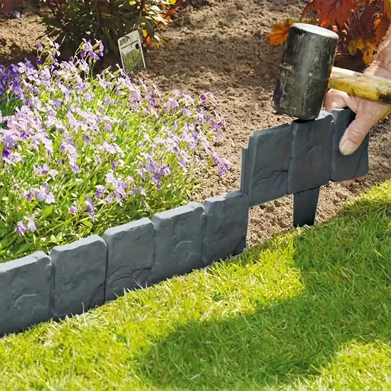 10 Pieces Of Plastic Fence