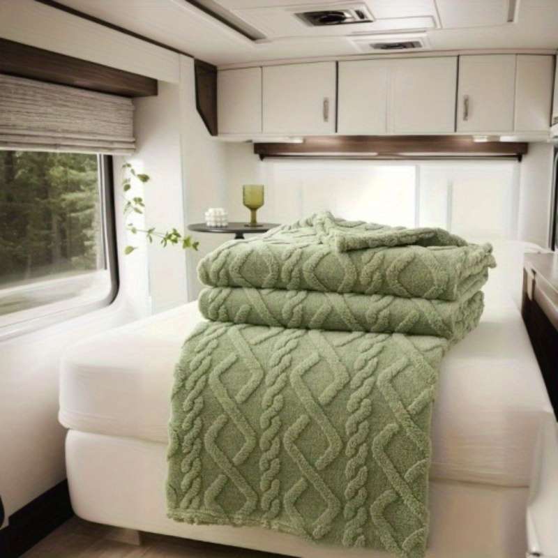 1ps Blanket Color Green size 75cmx100cm