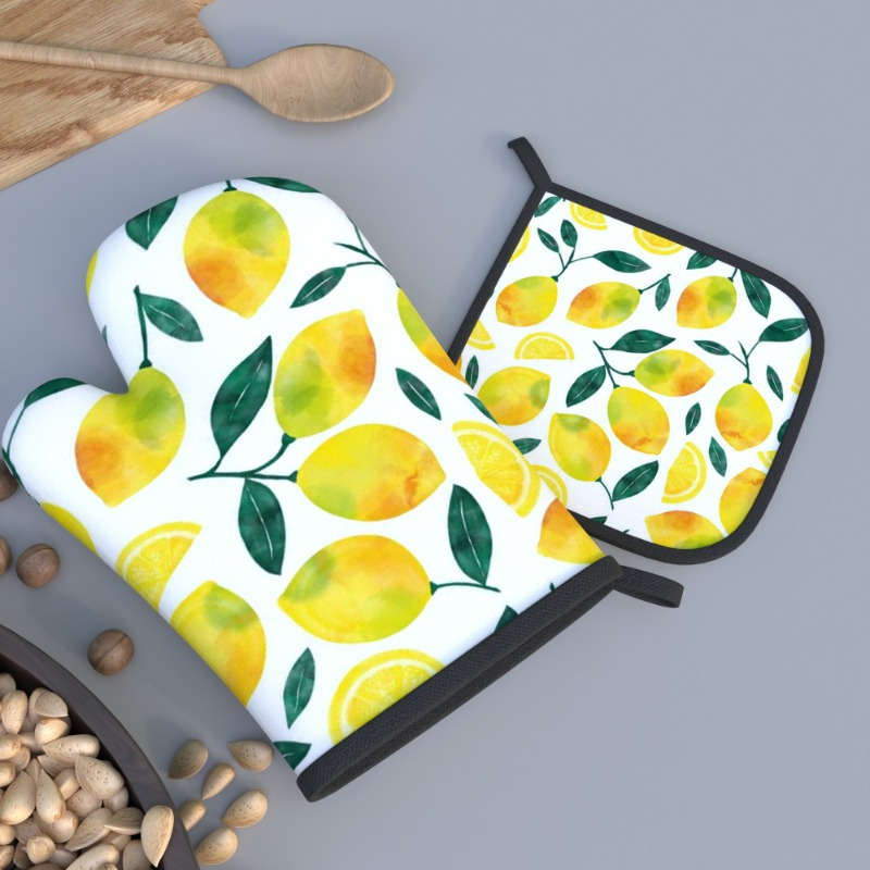 2pcs 10.6x6.7 Inch Oven Mitts And Pot Holders Featuring a Fun Lemon Design Heat-Resistant And