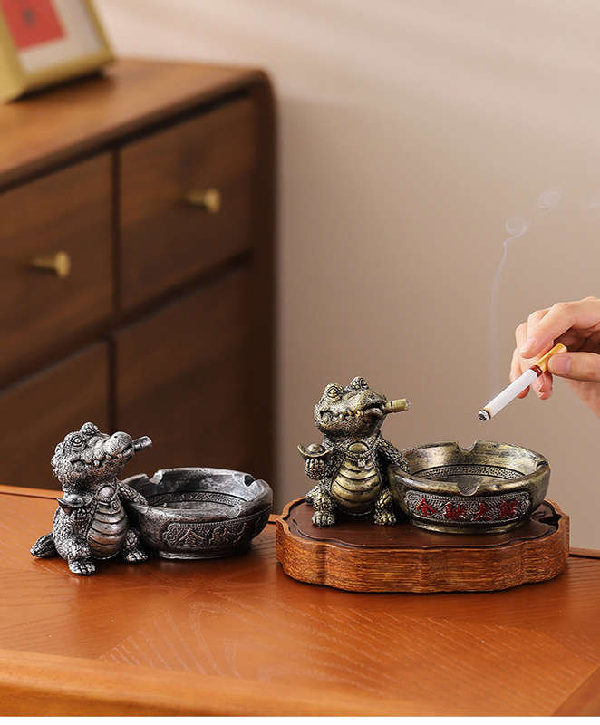 1pc standing posture Big alligator ashtray funny animal anti-ash fly creative high-end atmos
