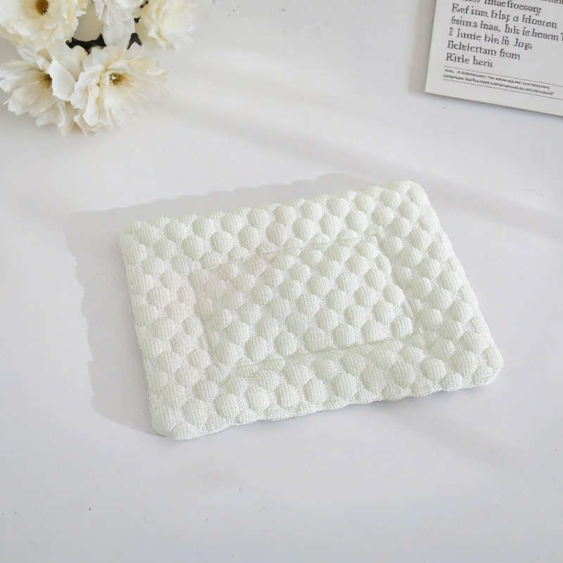 1piece Light Green Cooling Pad