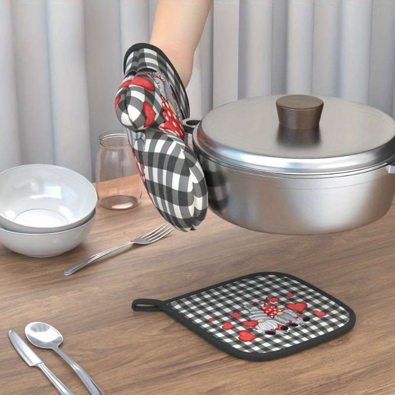 2pcs Valentine's Day Oven Mitts Potholders Heat-Resistant Black White Checkered with Red