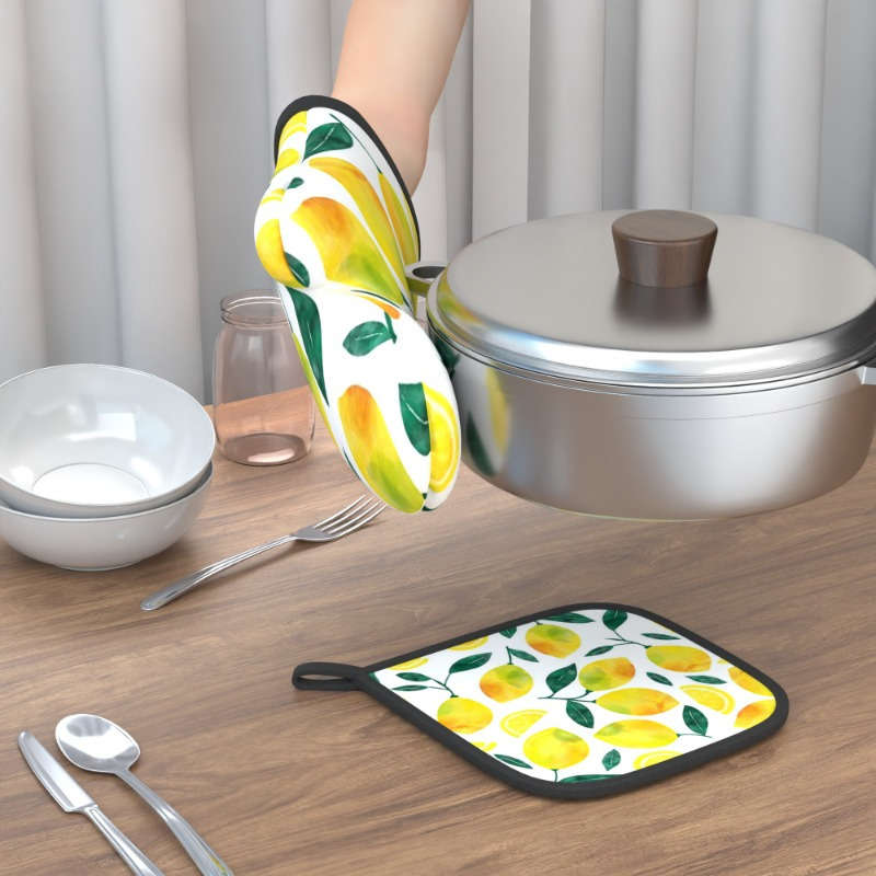 2pcs 10.6x6.7 Inch Oven Mitts And Pot Holders Featuring a Fun Lemon Design Heat-Resistant And