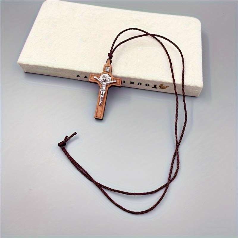 1 Piece Brown Jesus Theme Pendant