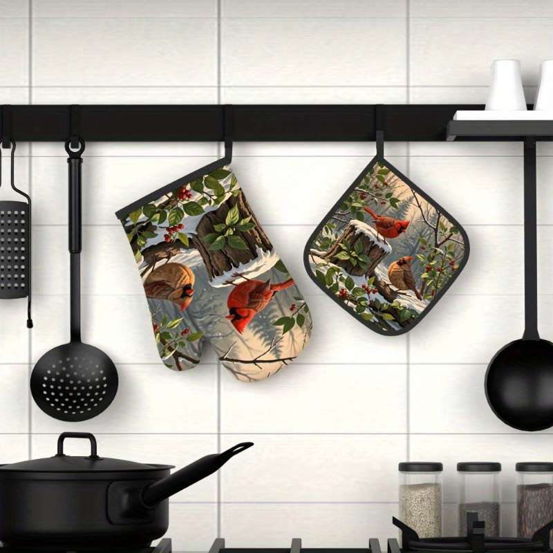 2pcs Set Cardinal Red Berries Green Leaves Oven Mitts and Pot Holders Heat Resistant Machi
