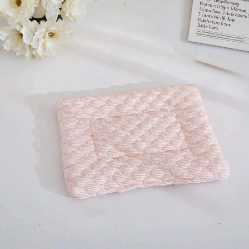 1piece Light Green Cooling Pad