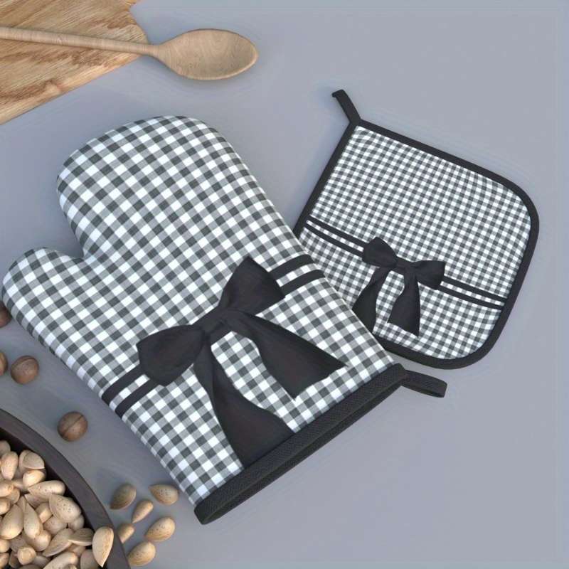 2pcs Heat Resistant Oven Mitts Woven Polyester Potholders with Black and White Checked Bow Des