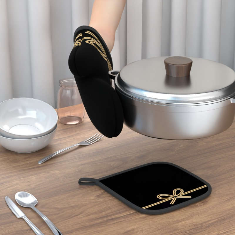 Set of 2 Heat-Resistant Oven Mitts And Pot Holders in Black Bow String Design Measuring 10.6 b