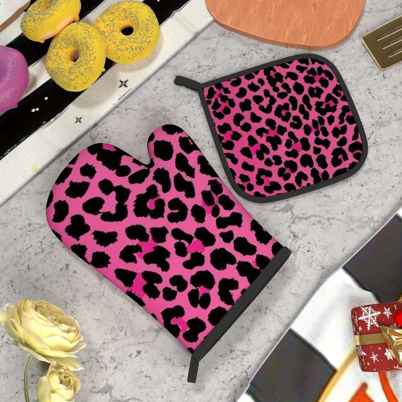 2pcs Pink Leopard Print Oven Mitts Heat Resistant Polyester Pot Holders with Black Paw Prints