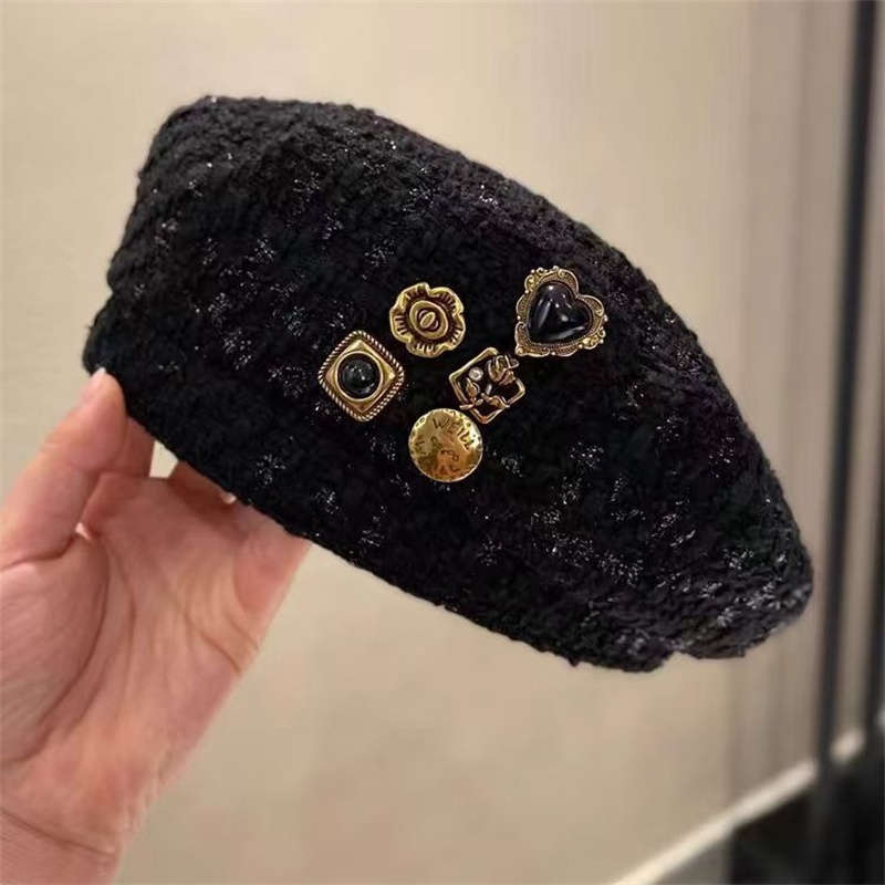 1pc Elegant Women'S Beret Hat with Decorative Badges Polyester Stripe Craftsmanship Packable I