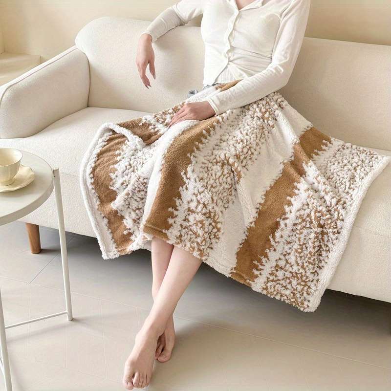 1ps Blanket Color Blue size 27.56inx39.37in 70cmx100cm