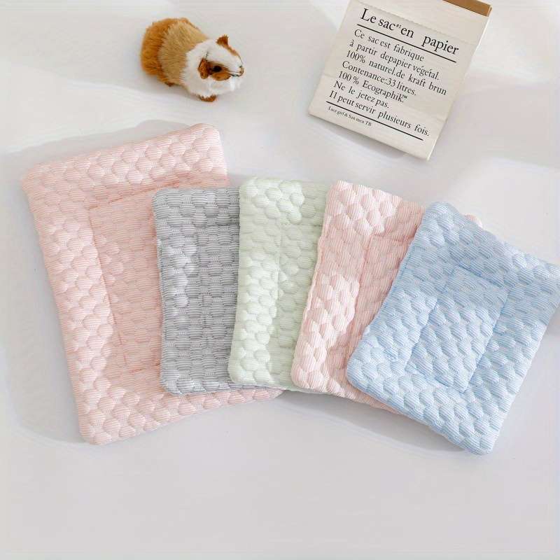 1piece Light Green Cooling Pad