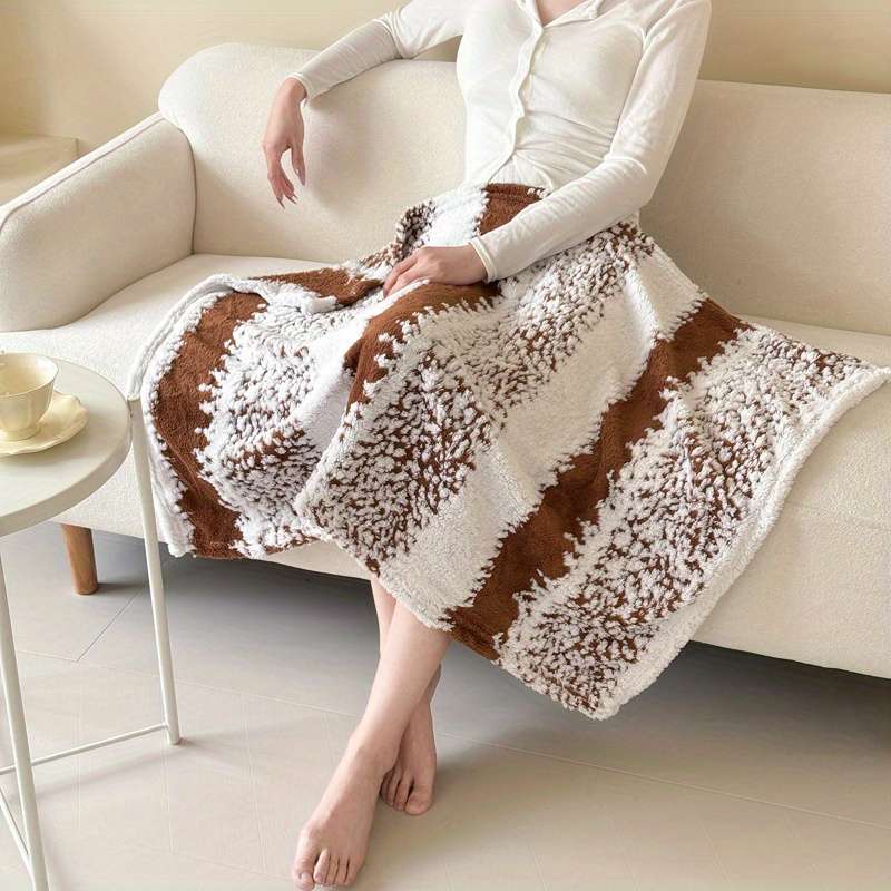 1ps Blanket Color Blue size 27.56inx39.37in 70cmx100cm