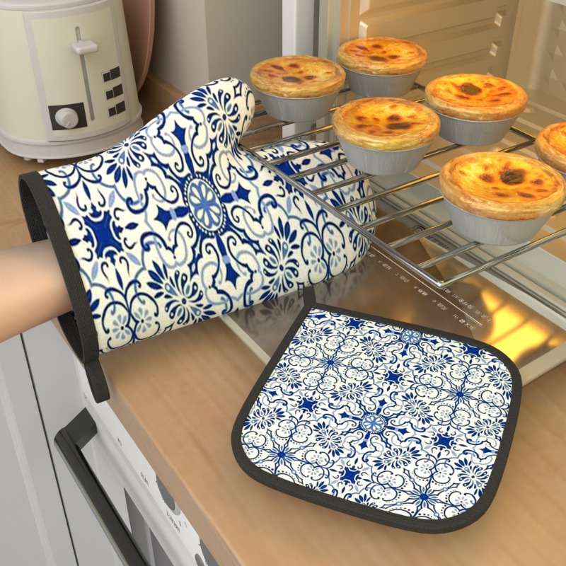 2pcs Blue White Porcelain Pattern Oven Mitts Heat Resistant Decorative Kitchen Gloves for