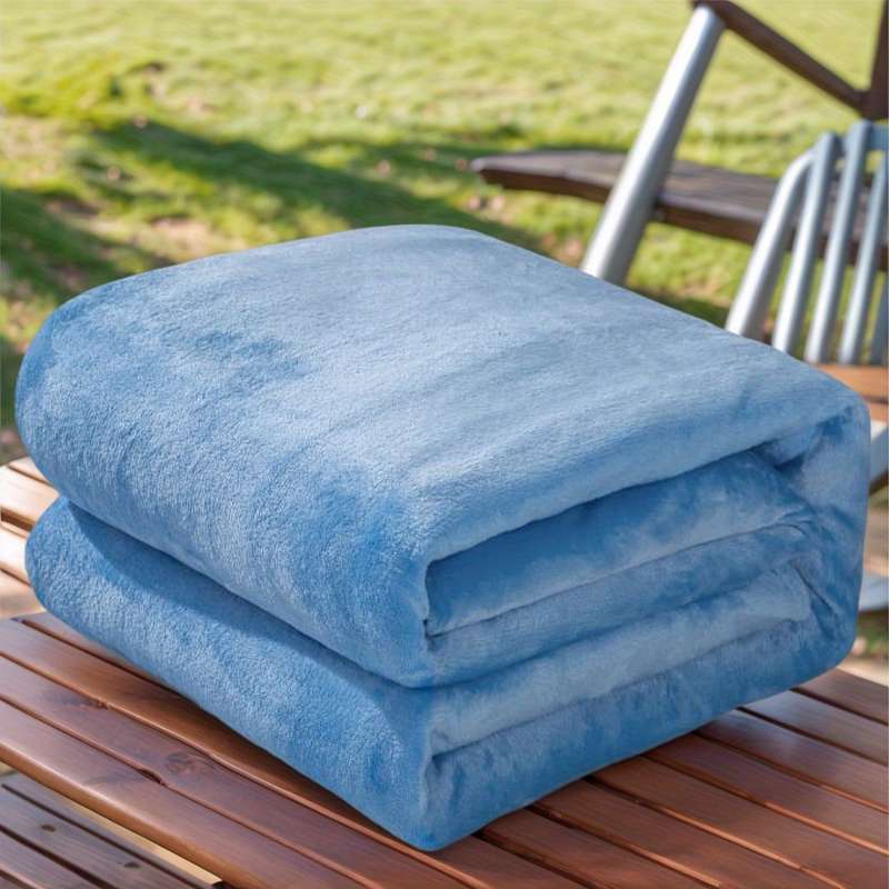 1ps Blanket Color Light Grey size 150x200cm