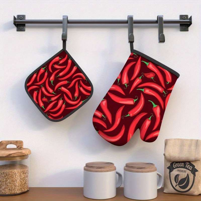 2pcs Red Chili Pepper Oven Mitts Woven Polyester Potholders Heat-Resistant up to 500F Machi