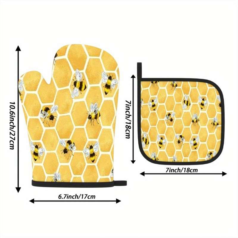 2pcs Heat-Resistant Oven Mitts Pot Holders Beehive Yellow with Black Tips 26.92x17.02 cm