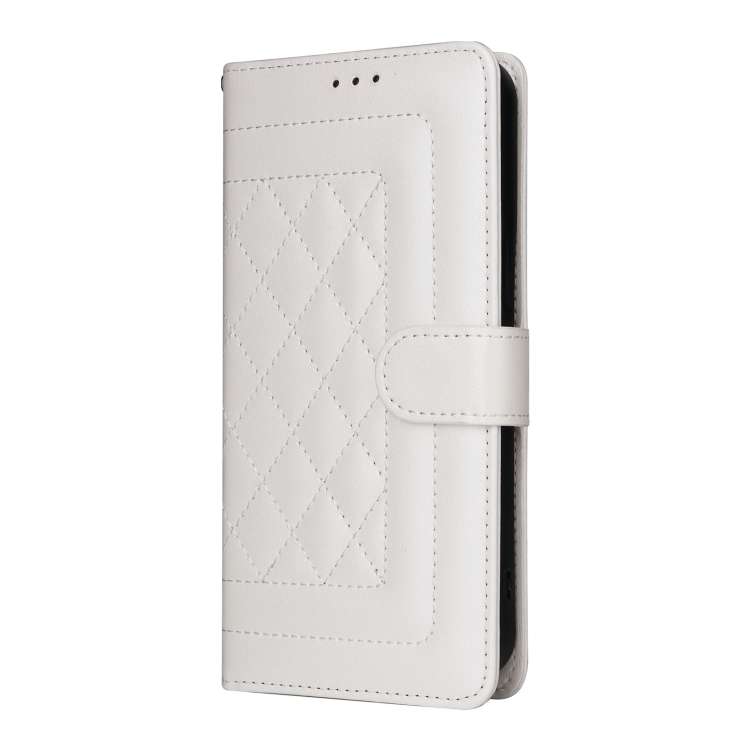 For Samsung Galaxy A05 Diamond Lattice Leather Flip Phone Case(White)