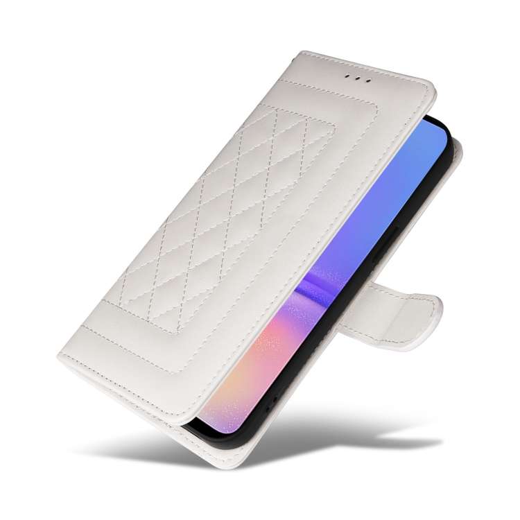 For Samsung Galaxy A05 Diamond Lattice Leather Flip Phone Case(White)