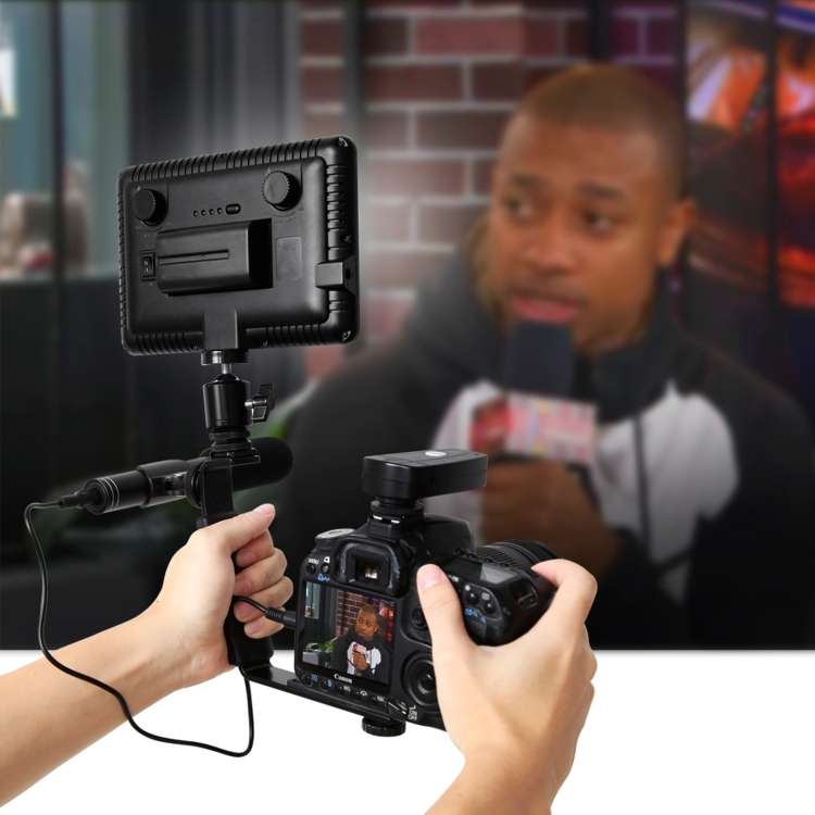 PULUZ Professional Interview Condenser Video Shotgun Microphone with 3.5mm Audio Cable for DSLR & DV