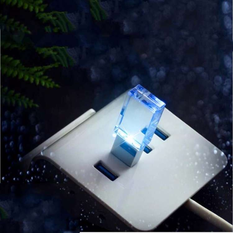 2 PCS Crystal Flash Light Emitting USB 2.0 Flash Drive Car Music USB Flash Drive, Capacity: 16G (100