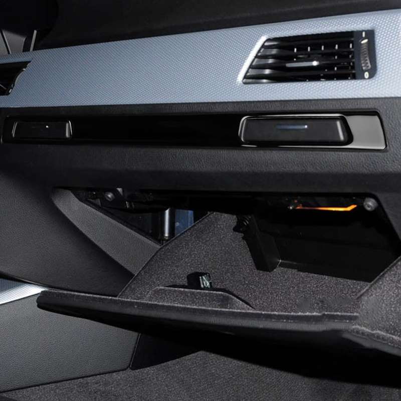 For BMW 3 Series E90/E92/E93 2005-2012 Car Customized Water Glass Strips Decorative Sticker, Left Dr