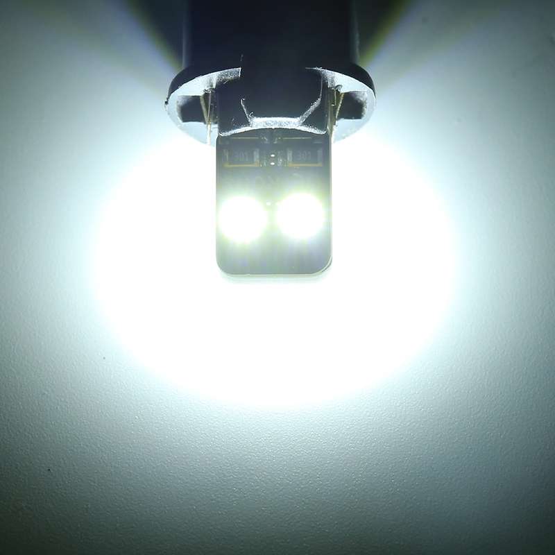 2 PCS T10 / W5W / 168 / 194 DC12V / 1.6W / 6000K / 130LM 4LEDs SMD-3030 Car Clearance Light, with De