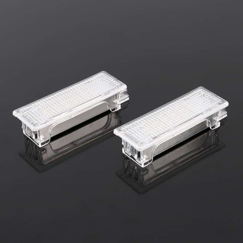 2 PCS LED Car DC 12V 1.5W 6000K 100LM Door Lights 18LEDs SMD-3528 Lamps for BMW E81(White Light)