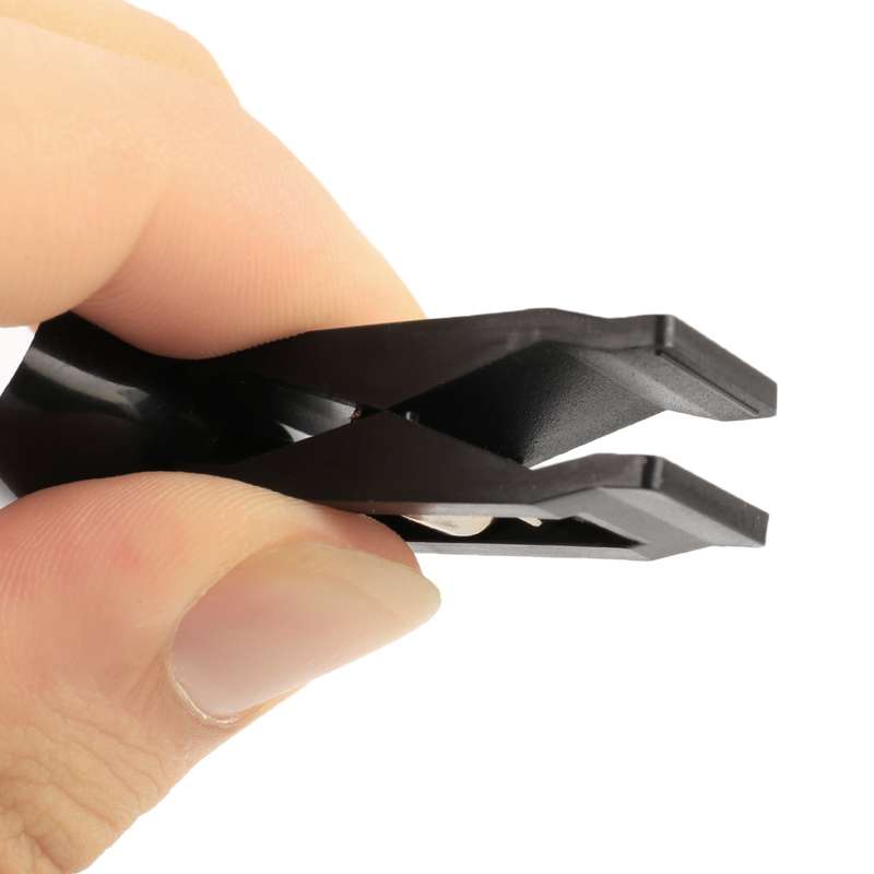 2 PCS Car Windshield Multi-functional Suction Cup Clip, Random Color Delivery