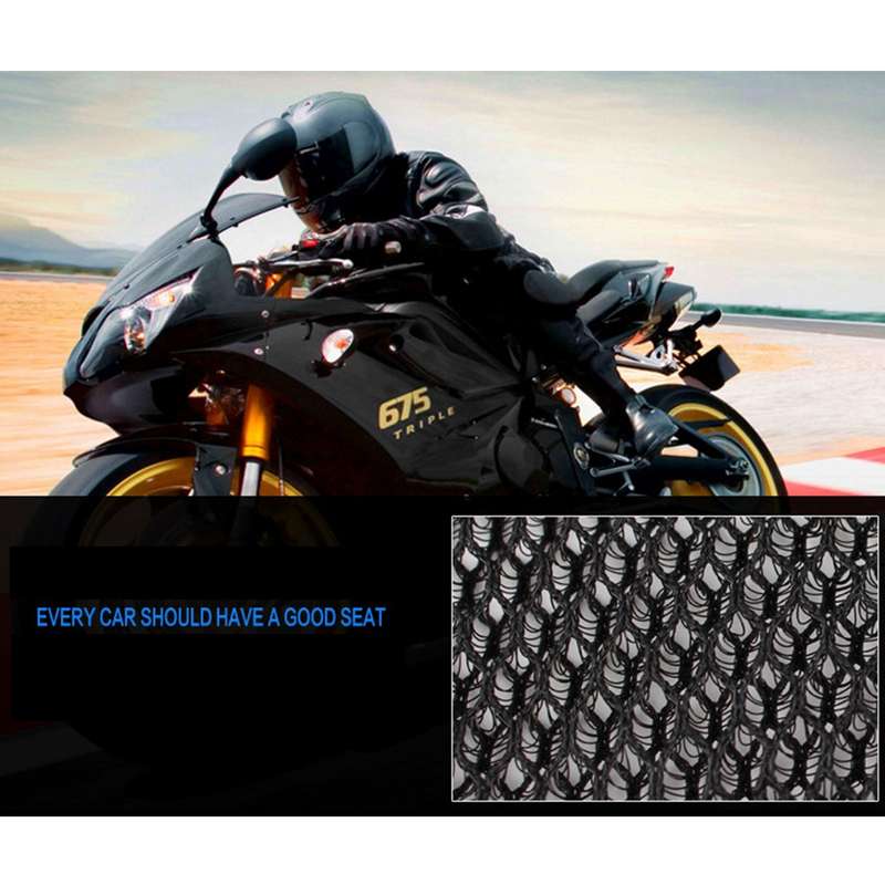 Motorcycle Helmet Breathable Heat Insulation Protector Mat, Size: 26*20cm(Random Color Delivery)