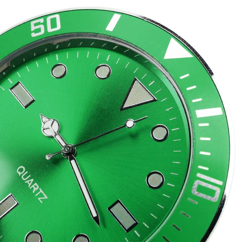 Car Paste Clock Car Luminous Watch(Black)