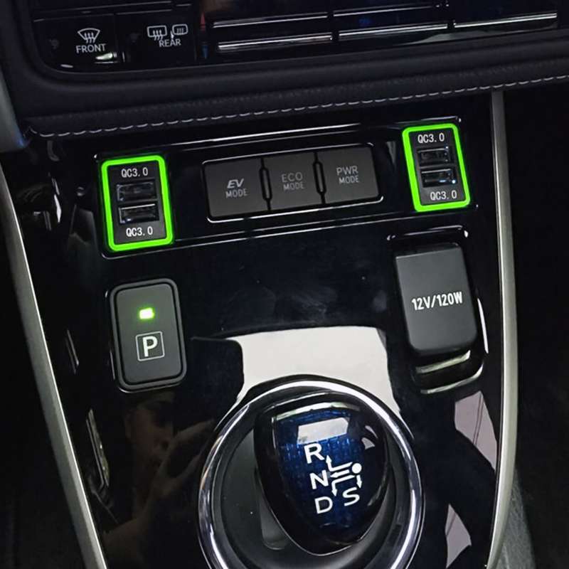 Car QC3.0 Fast Charge USB Interface Modification Charger for Toyota, Fuse to Take Power(Ice Blue Lig