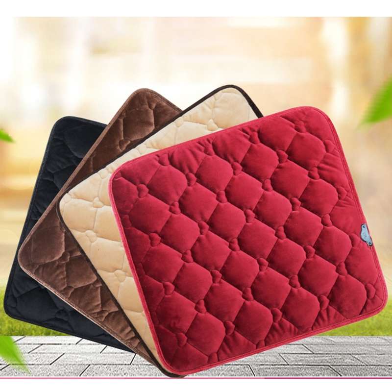 Car USB Seat Heater Cushion Warmer Cover Winter Heated Warm Mat, Style: Heart Shape (Black)