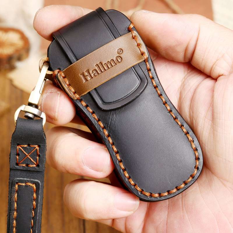 Hallmo Car Cowhide Leather Key Protective Cover Key Case for Porsche Macan 718 2021 B Style(Black)