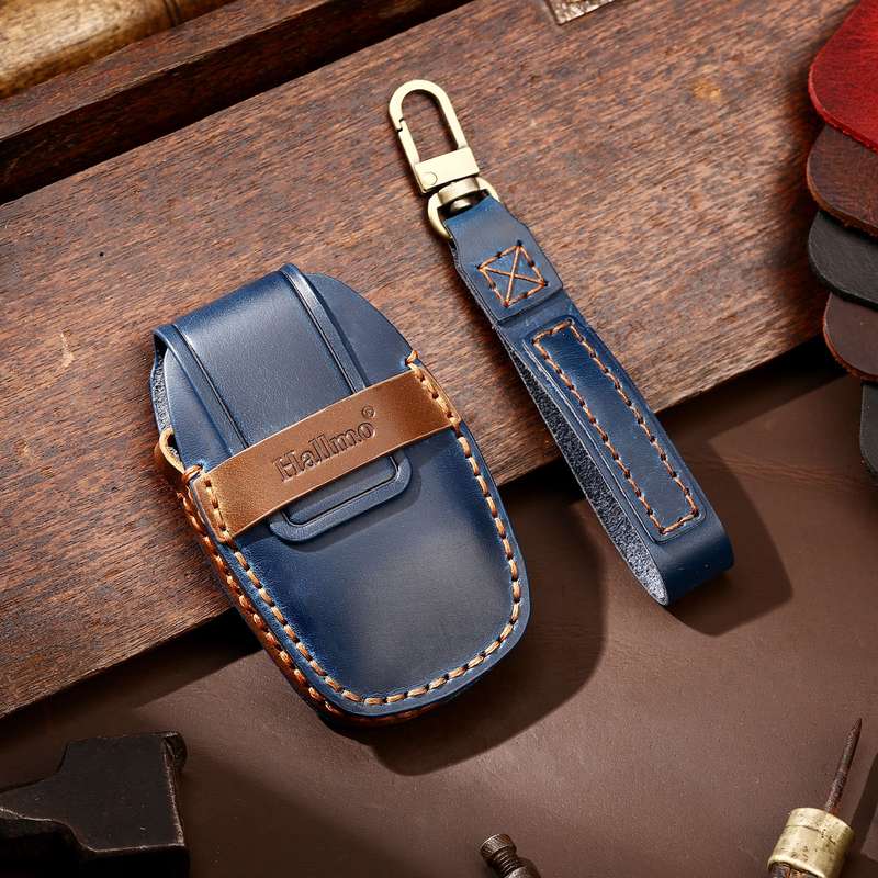 Hallmo Car Cowhide Leather Key Protective Cover Key Case for Geely Emgrand B Style(Brown)