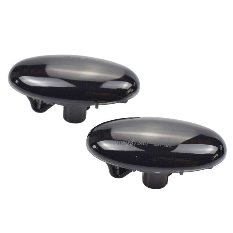 2pcs For Mazda 2 DY 2003-2007 Car Dynamic LED Fender Side Light (Transparent Black)