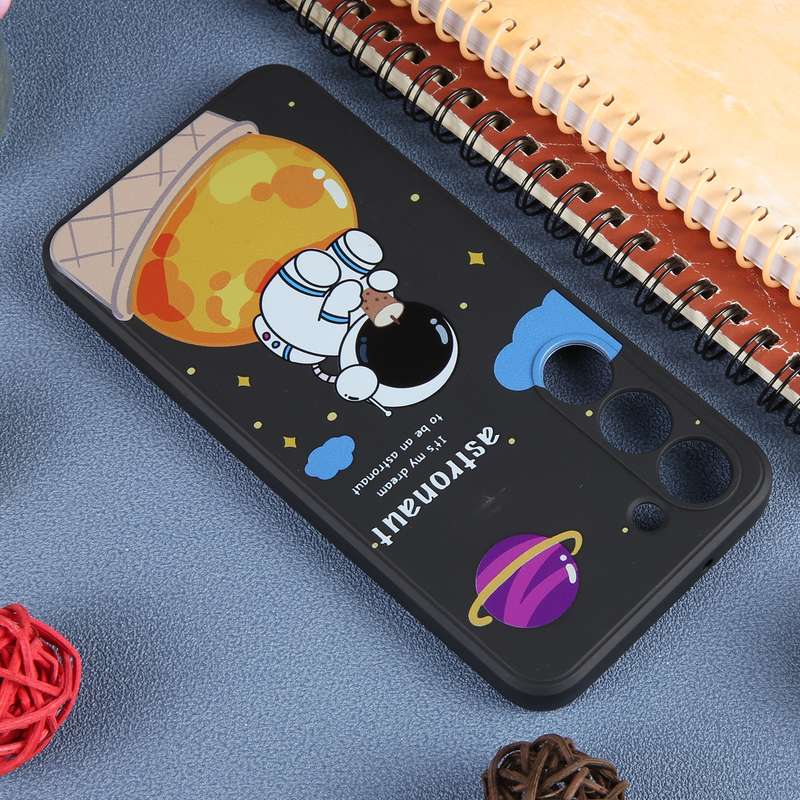 For Samsung Galaxy A33 5G Milk Tea Astronaut Pattern Liquid Silicone Phone Case(White)