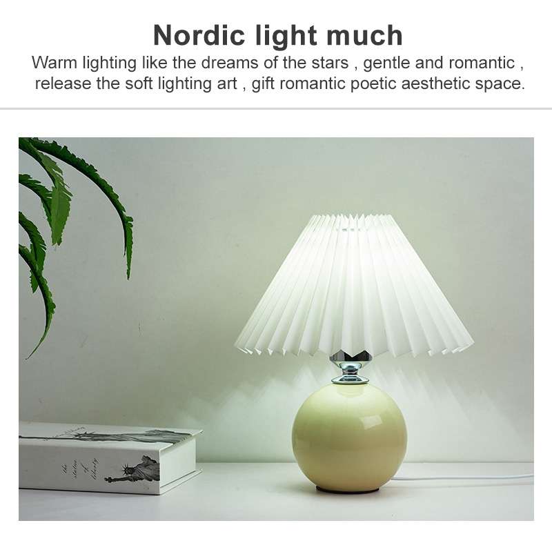Pleated Lampshade Cozy Bedside Night Light Modern Ceramic Desk Lamp 220V(Beige Body+White Cover)