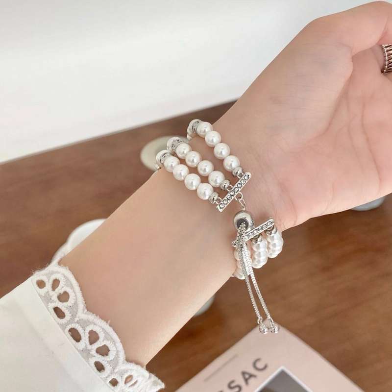 For Apple Watch Ultra 49mm Beaded Pearl Retractable Chain Watch Band(White)