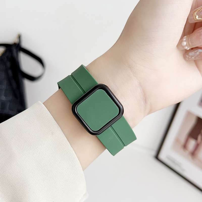 For Apple Watch Series 9 45mm Magnetic Square Buckle Silicone Watch Band(Rock Green)