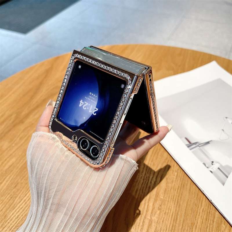 For Samsung Galaxy Z Flip6 Gradient Glitter Powder Electroplated Diamond PC Full Coverage Shock