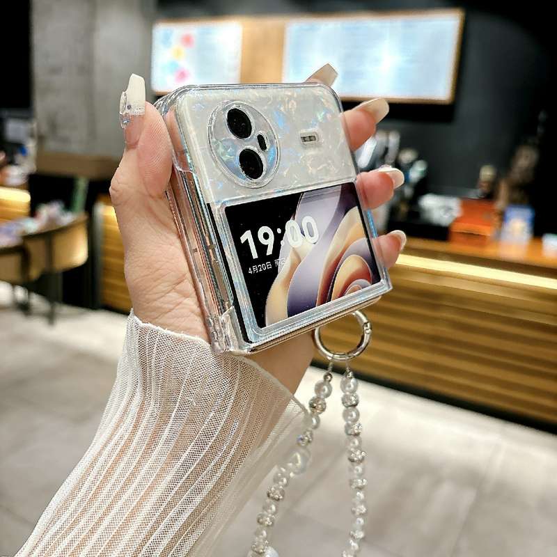 For vivo X Flip Pearlescent Shell Texture Heart Pattern Phone Case with Bracelet(White)