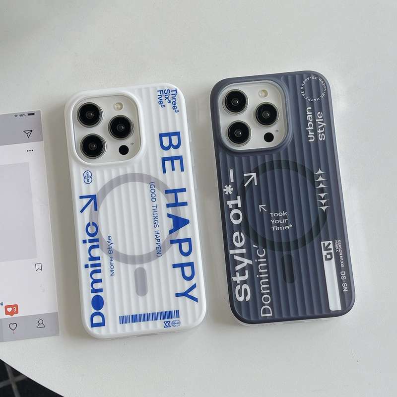 For iPhone 15 Pro Max Striped Skin Feel Magnetic Magsafe Phone Case(White)