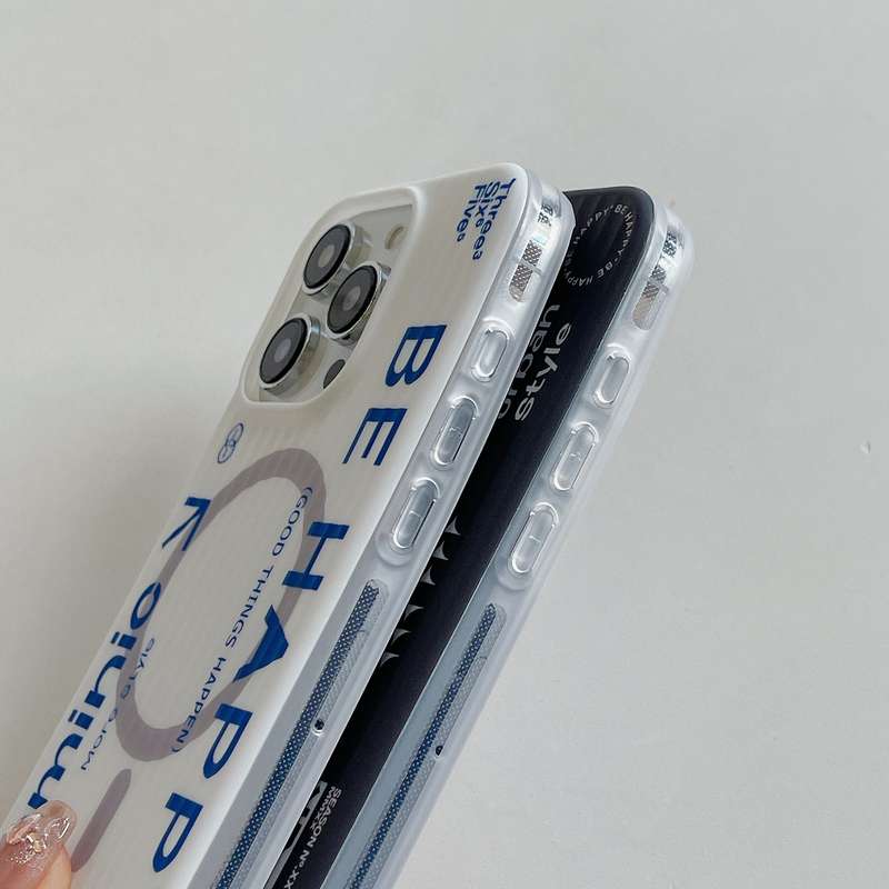For iPhone 15 Pro Max Striped Skin Feel Magnetic Magsafe Phone Case(White)