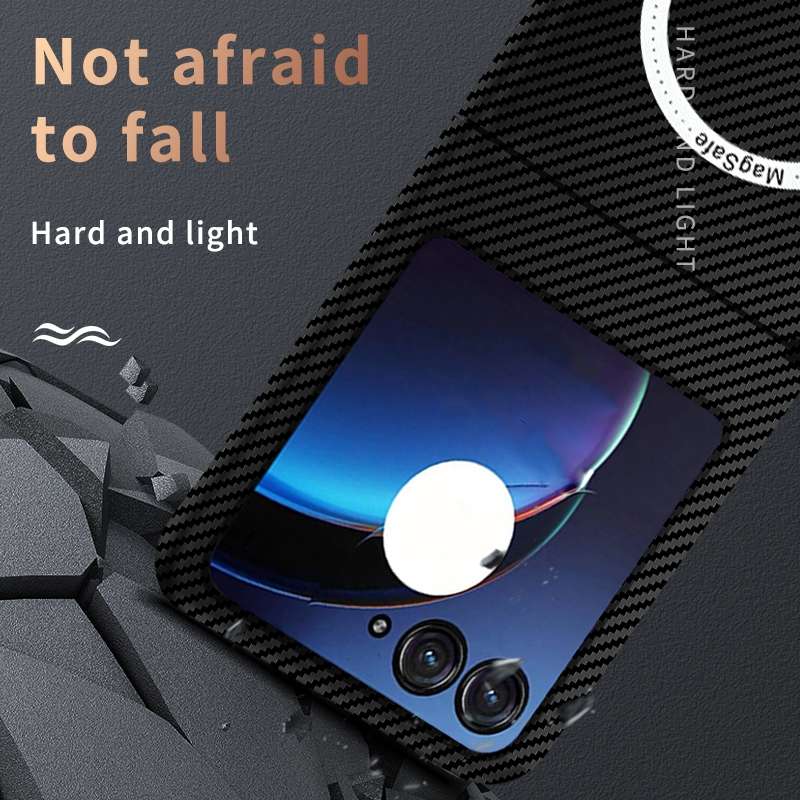 For Motorola Razr 50 Ultra Carbon Fiber Texture MagSafe Magnetic Phone Case(Black)