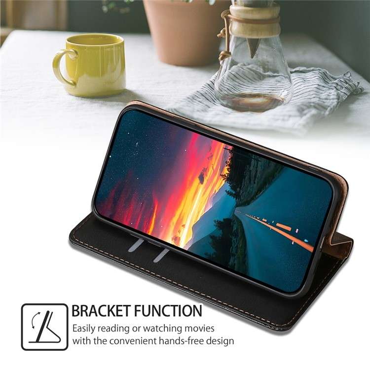 For iPhone 16 Pro Gloss Oil Solid Color Magnetic Leather Phone Case(Black)